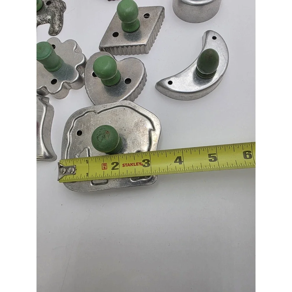 VTG Cookie Cutters Lot 11 Wood Handles Donut Scottie Dog Elephant Moon Bell